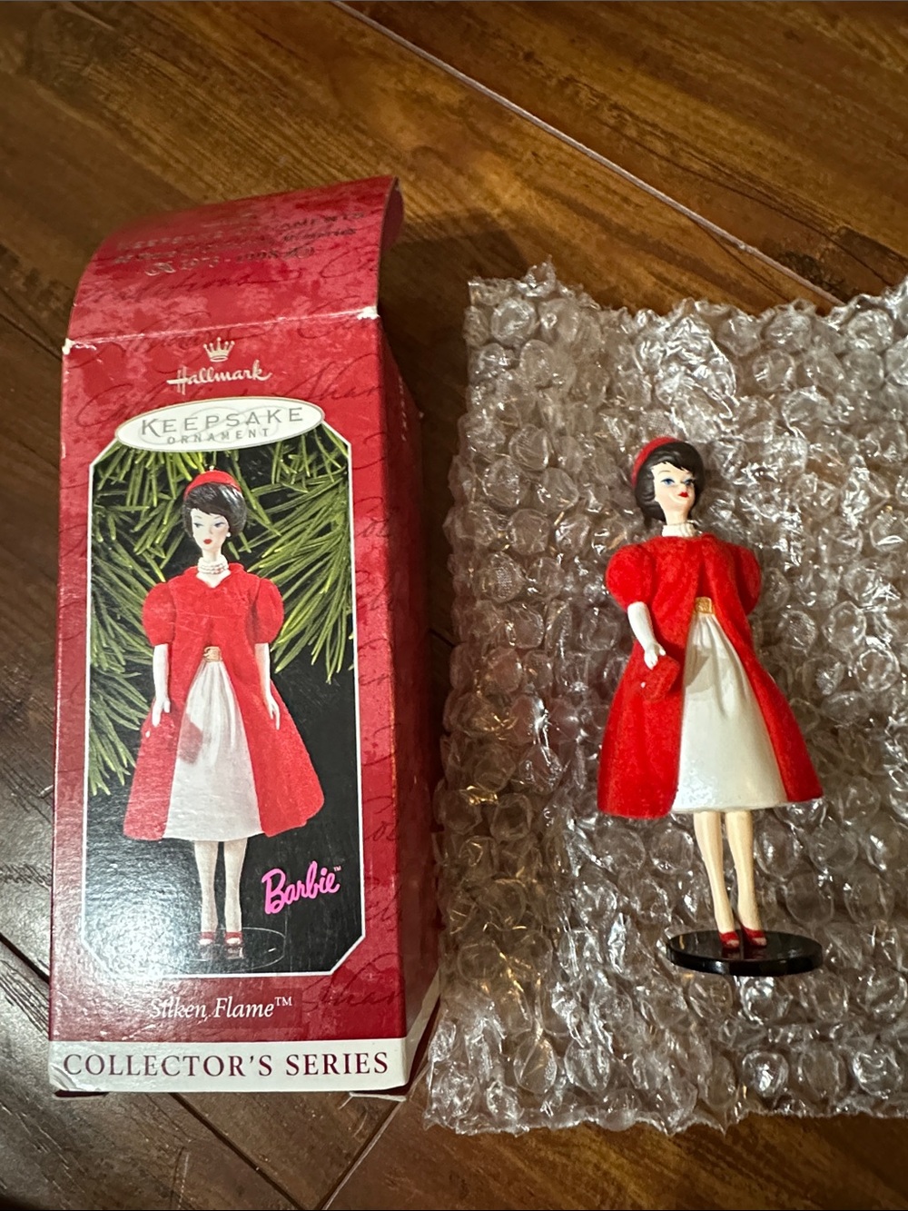 1998 Hallmark Silken Flame Barbie Ornament #5 Collector Series QXI4043